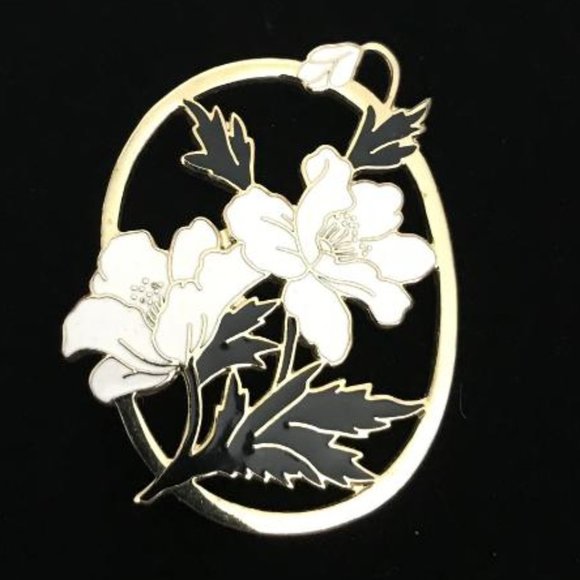 Fish & Crown Enamel Flower Brooch - Picture 2 of 4